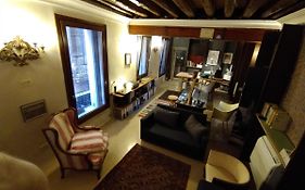 Suite Apartment San Marco 1825 - Independent Property